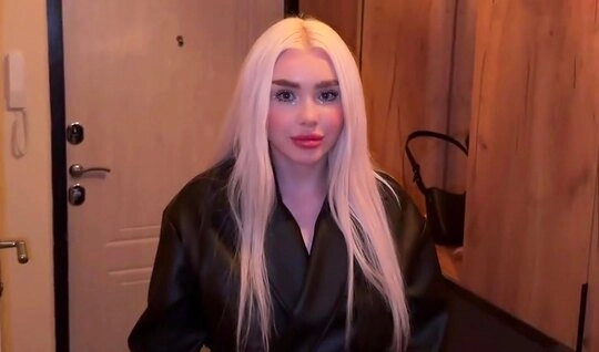 Вызвал шлюху на дом, а приехала мамаша подруги...