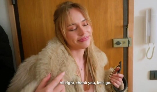 Моя сводная сестра пришла на утро пьяная и раздвинула свою мокрую писечку...